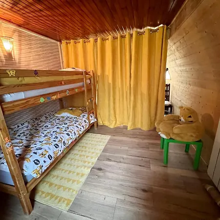 Holiday home Maison Reposante Saint-Alyre-es-Montagne